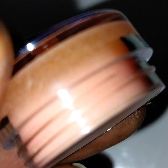 Hand crafted natural Strawberry lip balm - Picture 2 of 7